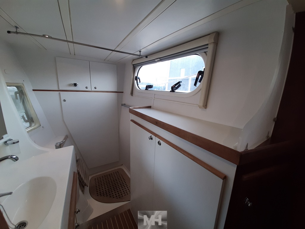 Catana 581 owner's version