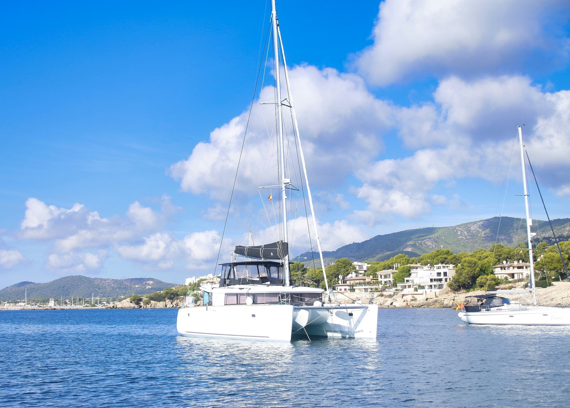 Palma de mallorca lagoon catamarans