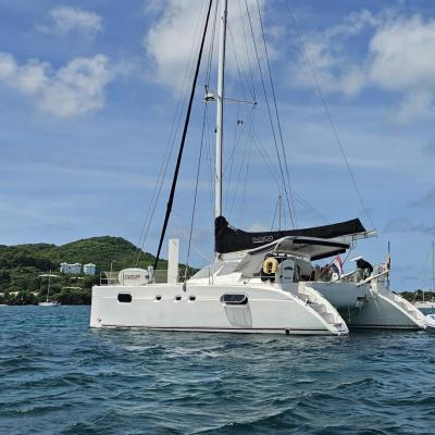 Catana 471