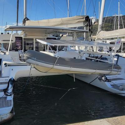 Outremer 5x in port ginesta