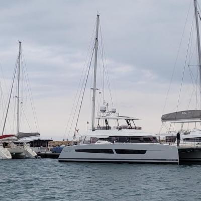 Power 67 fountaine pajot