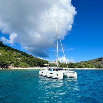 Seychelles fountaine pajot